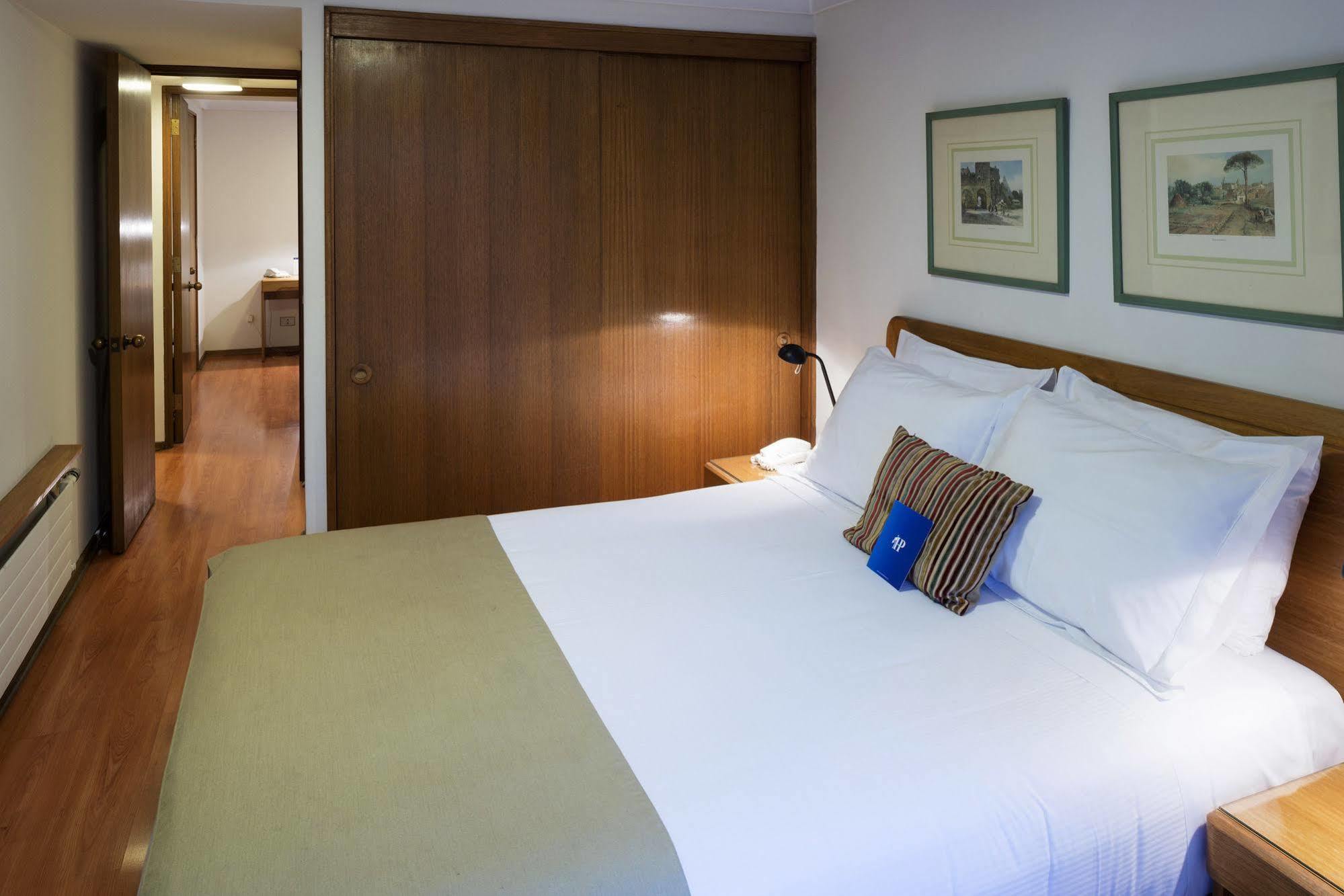 Presidente Edificio Santiago Aparthotel Екстериор снимка